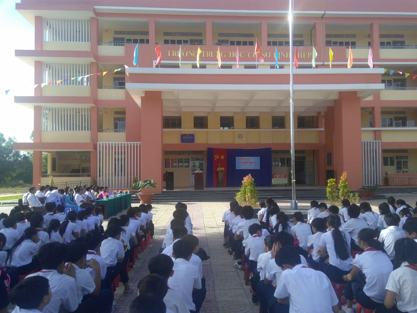 Lễ sơ kết học kì I năm học 2016 - 2017.